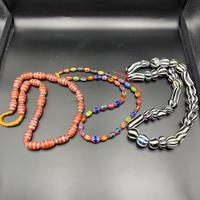 Collana di perle di vetro da 3 pezzi, fili