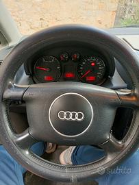  Audi A2 1.4 TFSI Diesel – anno 2004 – grig