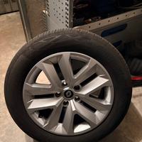 Cerchi e gomme Renault