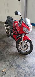 CBR 125 R