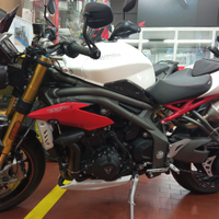 Triumph Speed Triple r 1050