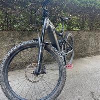 E-Mtb full Giant