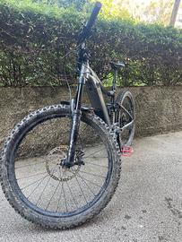 E-Mtb full Giant