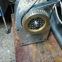 Macina Carne  volt da 380 a volt 220