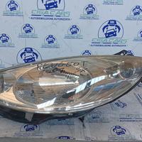 Peugeot 1007 faro anteriore sx