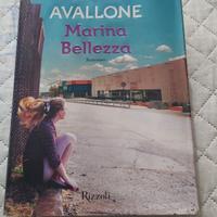 libro "Marina Bellezza" di Silvia Avallone