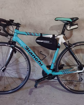 Bicicletta corsa Bianchi modello Nirone