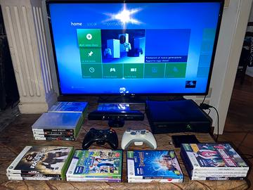 Xbox 360 Slim + Kinect + 2 Controller + 22 giochi