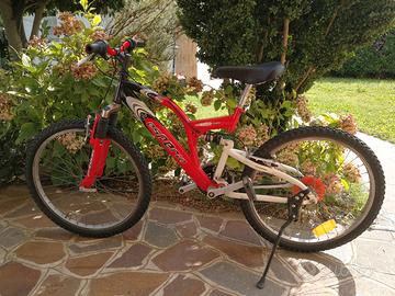 Bici mountain bike da 24"