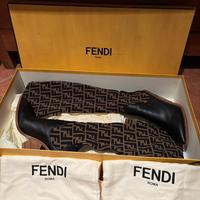 Stivali Fendi