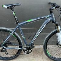 mountan bike  uomo
