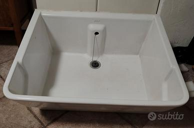 Vasca Lavatoio in ceramica 75x60x40 cm circa
