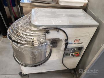 Impastatrice da 25 kg con vasca rimovibile