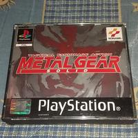 Metal Gear Solid + CD di MGS HD Collection e MGS 4