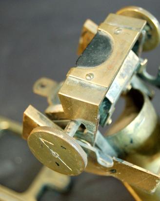 Sestante militare antico