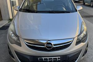 Opel corsa 1.2 85 cv gpl