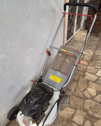 Tosaerba Tonino Lamborghini