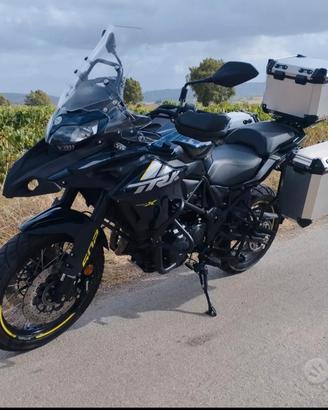 BENELLI TRK 502 X