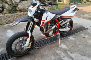 Swm motard sm 500r 2023