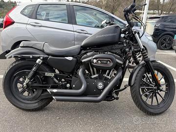 Harley Davidson 883