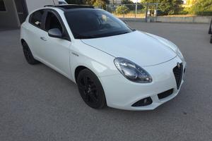 ALFA ROMEO Giulietta 1.6 JTDm-2 105 CV tetto apr