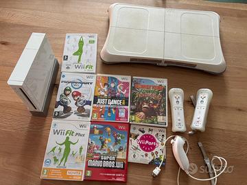 Nintendo Wii con giochi e balance board