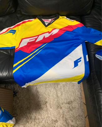 Completo motocross