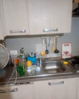 cucina più armadio  per fine novembre 