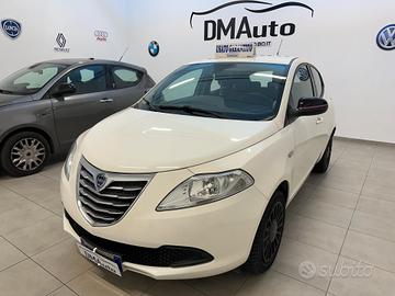 Lancia Ypsilon 1.2 69 CV 5 porte S&S Platinum