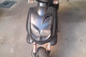 peugeo 50cc 2 tempi del 2009 300e 