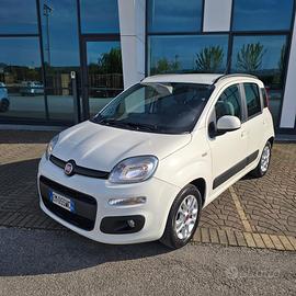 FIAT PANDA 0,9 TWIN AIR cambio AUTOMATICO