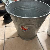 Secchi in metallo zincato