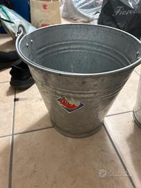 Secchi in metallo zincato