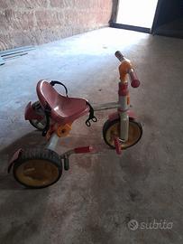 triciclo per bambini