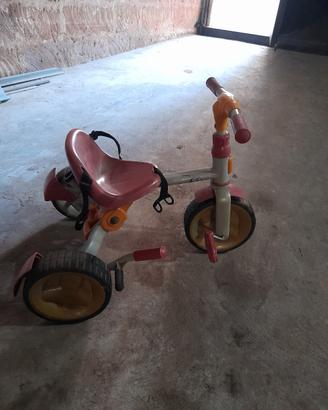 triciclo per bambini