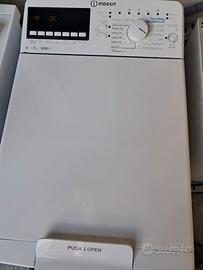 lavatrice carica dall'alto Indesit 