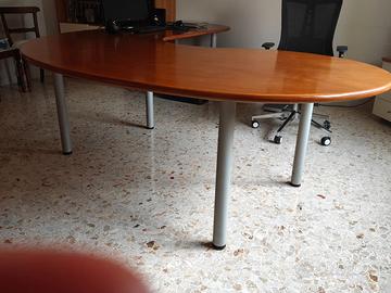 Scrivania in legno multistrato unica tavola 