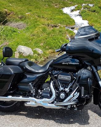 Harley-Davidson Street Glide C.V.O. - 2017