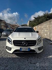 Mercedes-benz GLA 200 d Automatic 4Matic Premium