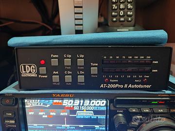 LDG AT-200 PRO II + LDG Y-ACC-2