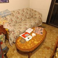 divano più tavolo