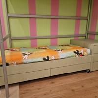 Cameretta completa con lettino trasformabile