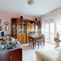Trilocale con grandi spazi, box e magazzino