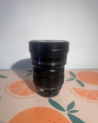 Olympus M.Zuiko 7-14mm f/2.8 PRO – Pari al nuovo