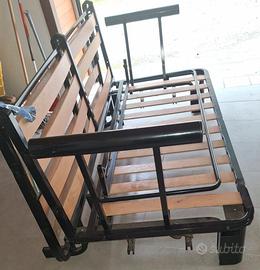 struttura divano letto con doghe in legno