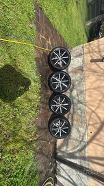 Cerchi auto piu gomme