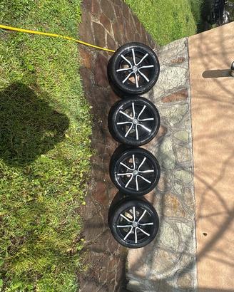 Cerchi auto piu gomme