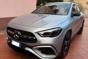 MERCEDES GLA 200D 150CV PREMIUM AMG, GARANZIA!!!