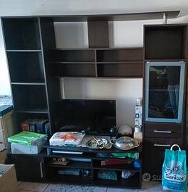Mobile Porta TV e divano  letto 