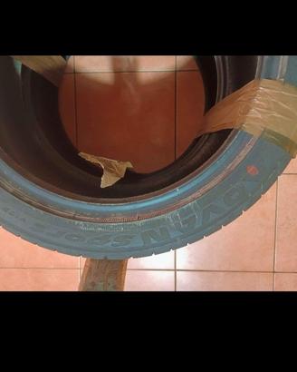  gomme d'auto 